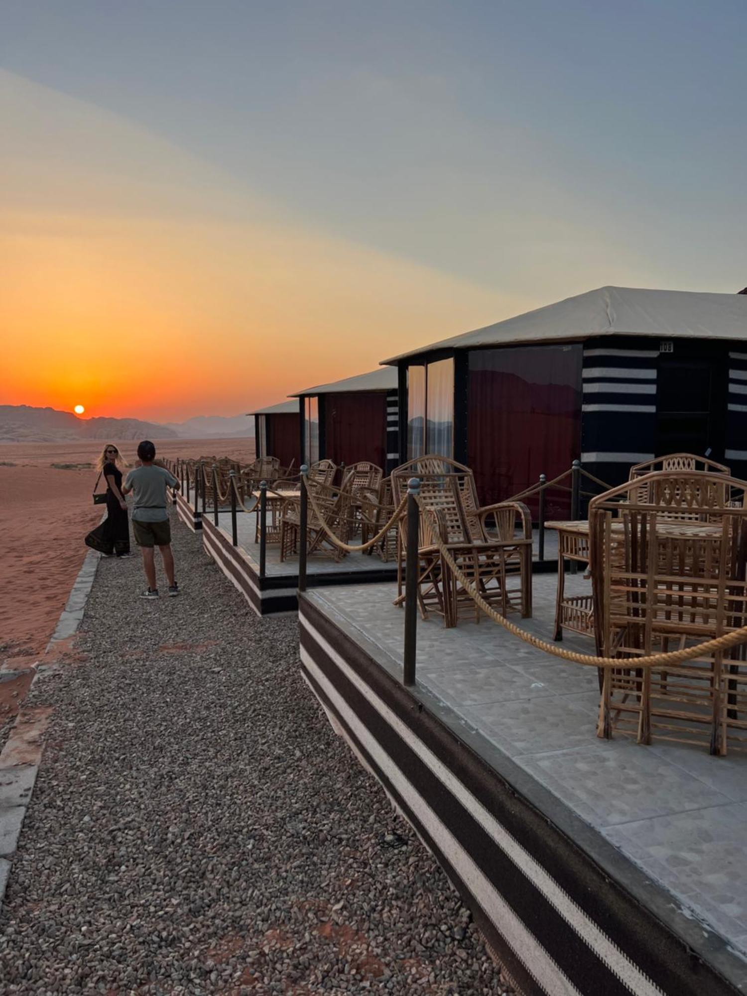 Wadi Rum Desert Adventures ภายนอก รูปภาพ