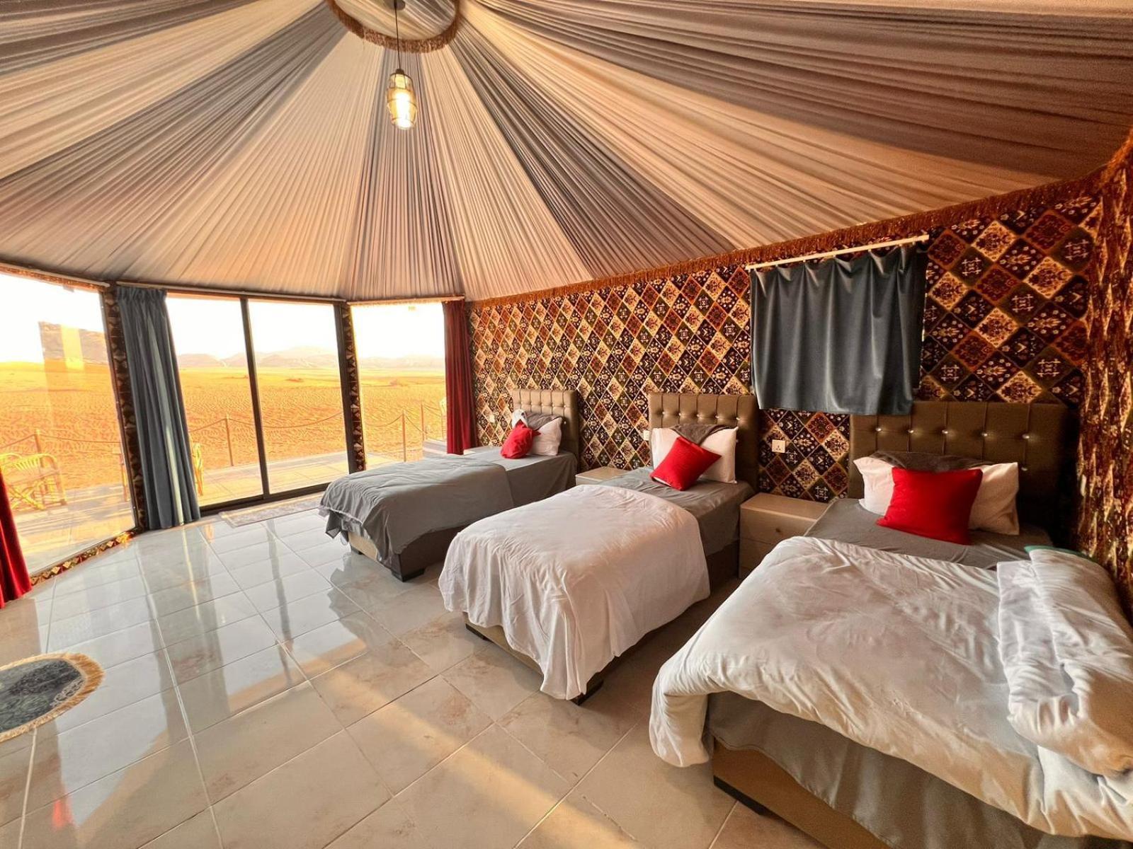 Wadi Rum Desert Adventures ภายนอก รูปภาพ