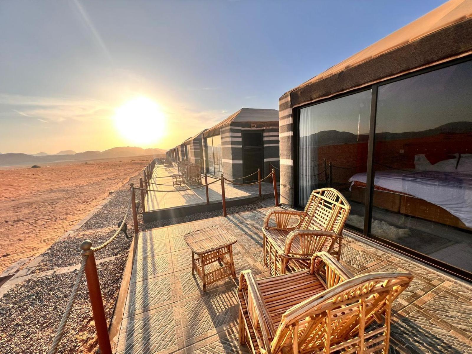 Wadi Rum Desert Adventures ภายนอก รูปภาพ