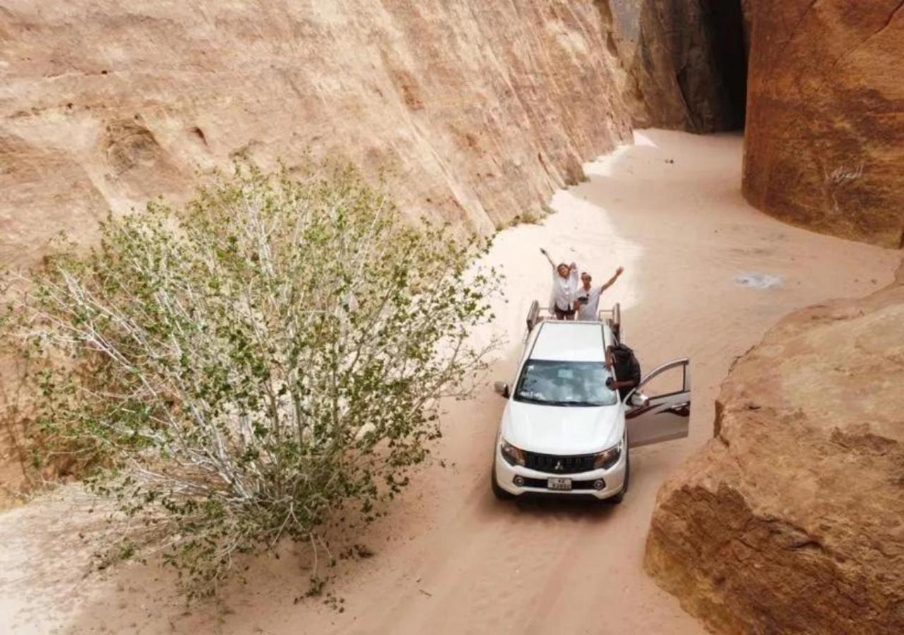 Wadi Rum Desert Adventures ภายนอก รูปภาพ
